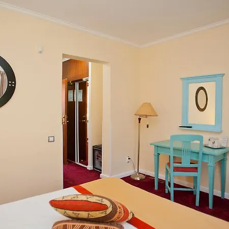 Bastion Hotel 3*