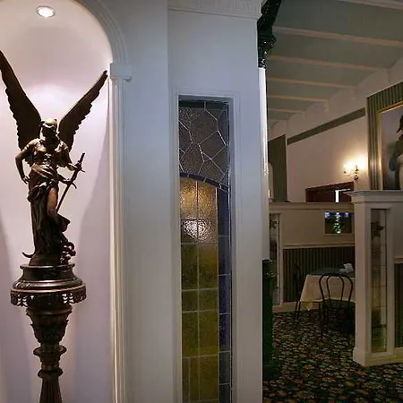 Hotel Bastion 3*